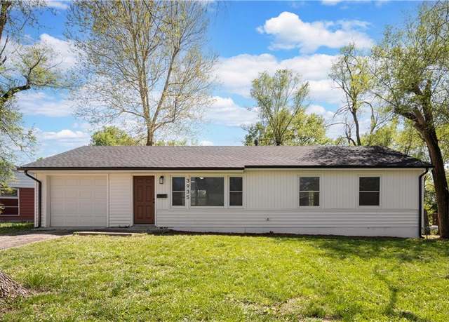 Property at 3935 E 47th Ter, Kansas City, MO 64130, 3 beds, 2 baths