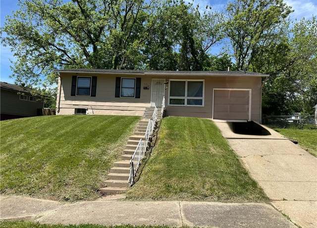 Property at 4714 Norton Ave, Kansas City, MO 64130, 2 beds, 2 baths