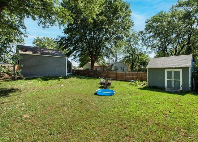 Property at 9101 E 65th St, Raytown, MO 64133, 2 beds, 2 baths
