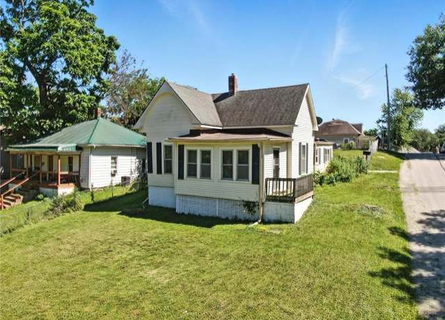 Property at 216 Dunbar Ave, Excelsior Springs, MO 64024, 2 beds, 1 bath