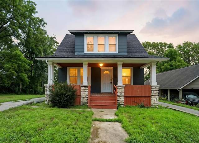Property at 2711 Kensington Ave, Kansas City, MO 64128, 2 beds, 2 baths