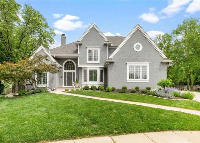 Property at 5704 W 128 Ter W, Overland Park, KS 66209, 4 beds, 5 baths