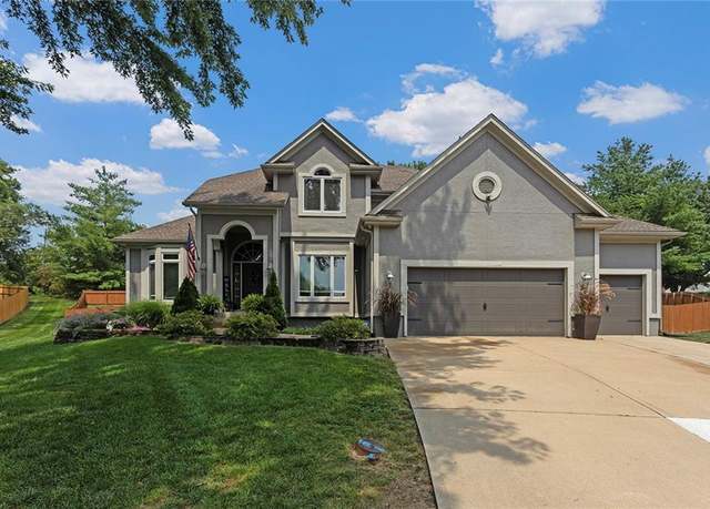 Property at 18004 E 29th Terrace Ct, Independence, MO 64057, 4 beds, 3.5 baths