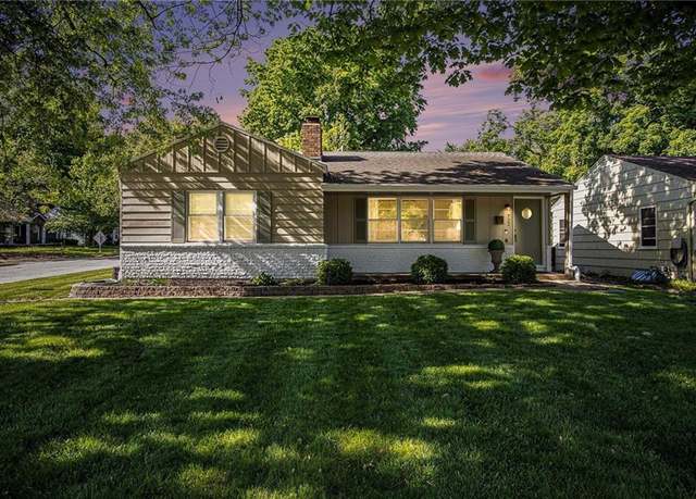 Property at 722 W 85th St, Kansas City, MO 64114, 3 beds, 1.5 baths