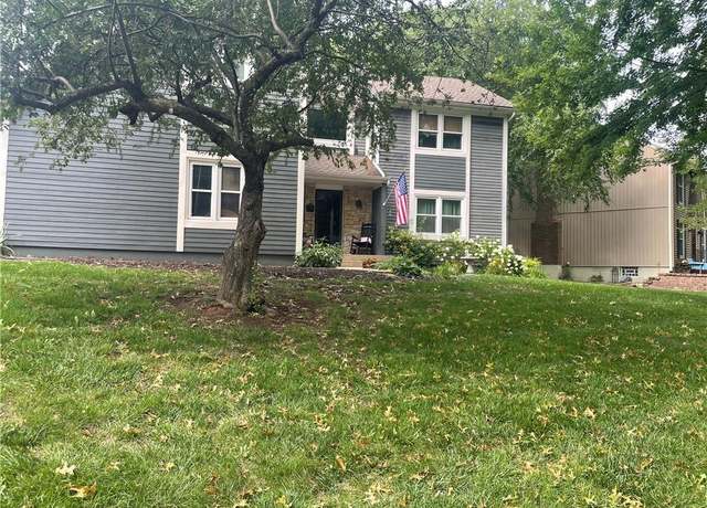 Property at 16024 W Beckett Ln, Olathe, KS 66062, 4 beds, 3.5 baths