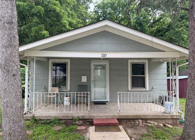 Property at 110 W Mechanic Ave, Independence, MO 64050, 2 beds, 1 bath