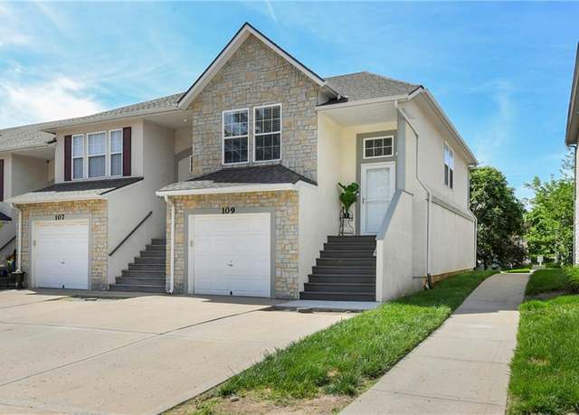 Property at 1201 N Mart-way Dr #109, Olathe, KS 66061, 3 beds, 2 baths