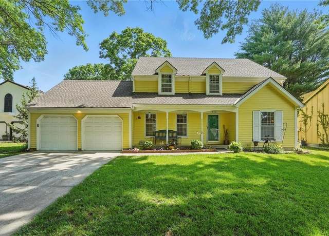 Property at 7908 Rosehill Rd, Lenexa, KS 66215, 4 beds, 2.5 baths