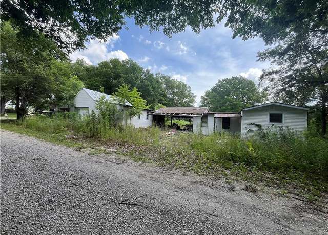 Property at 606 N First St, Creighton, MO 64739, 3 beds, 3 baths