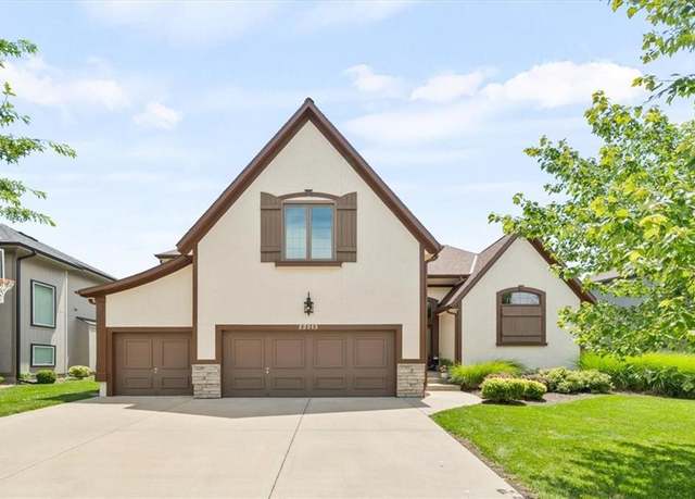Property at 22013 W 56th St, Shawnee, KS 66226, 5 beds, 4.5 baths