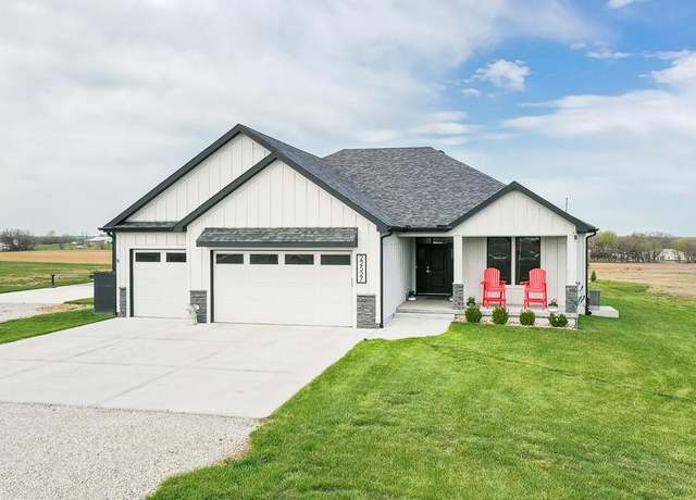 Property at 22527 156th St, Basehor, KS 66007, 5 beds, 3 baths