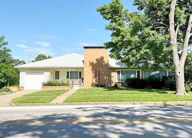 Property at 405 N Main St, El Dorado Springs, MO 64744, 3 beds, 2 baths