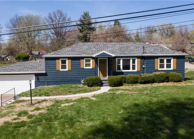 Property at 3223 Brown Rd, St Joseph, MO 64506, 3 beds, 1.5 baths