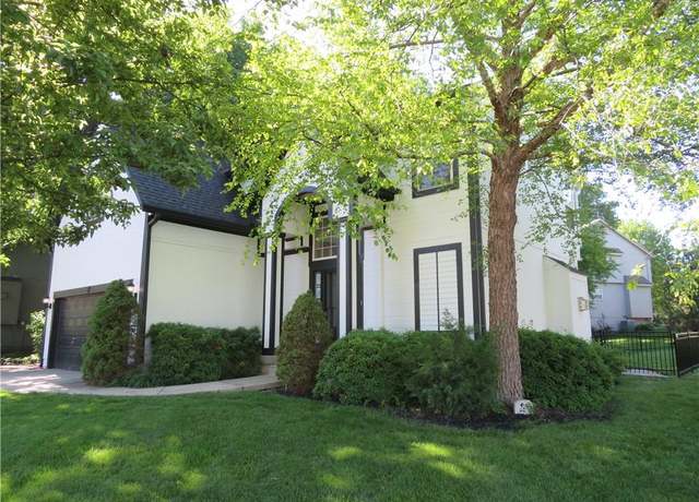 Property at 1101 N 3rd Street St E, Louisburg, KS 66053, 5 beds, 3.5 baths