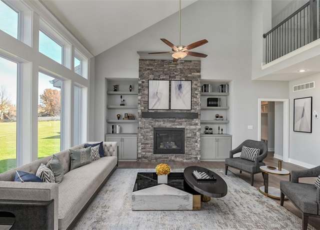 Property at 6033 Arapahoe St, Shawnee, KS 66226, 5 beds, 3.5 baths