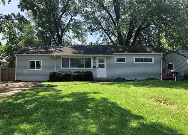 Property at 13001 W 92nd St, Lenexa, KS 66215, 3 beds, 1 bath