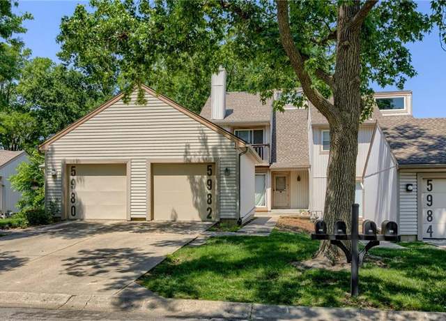 Property at 5982 N Kansas Ave, Gladstone, MO 64119, 3 beds, 3 baths