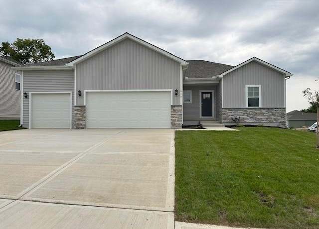 Property at 616 Izzy Way, Liberty, MO 64068, 3 beds, 2.5 baths