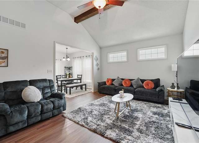 Property at 1605 NW Primrose Ln, Blue Springs, MO 64015, 3 beds, 2.5 baths