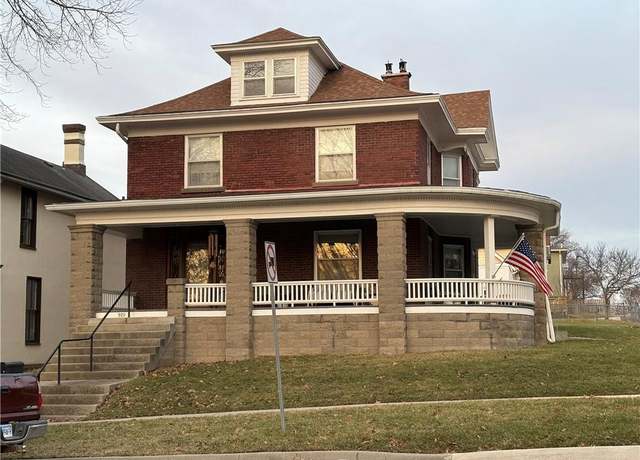 Property at 929 N 4th St, Atchison, KS 66002, 5 beds, 2 baths