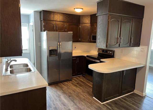 Property at 1519 Klemp St, Leavenworth, KS 66048, 3 beds, 1 bath