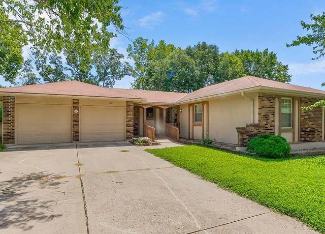 Property at 1604 SW 18th Street Ct, Blue Springs, MO 64015, 4 beds, 3 baths