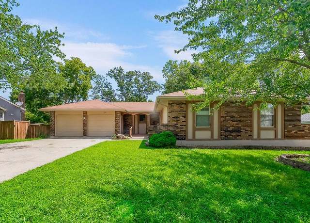 Property at 1604 SW 18th Street Ct, Blue Springs, MO 64015, 4 beds, 3 baths