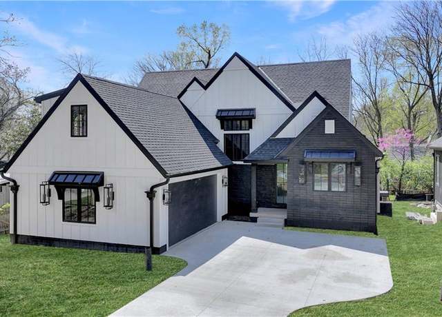 Property at 2207 W 71st St, Prairie Village, KS 66208, 6 beds, 6.5 baths