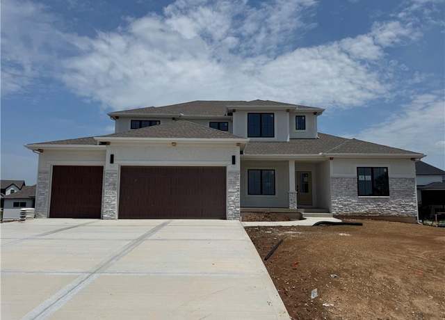 Property at 1820 Arbor Trl, Liberty, MO 64068, 4 beds, 3.5 baths
