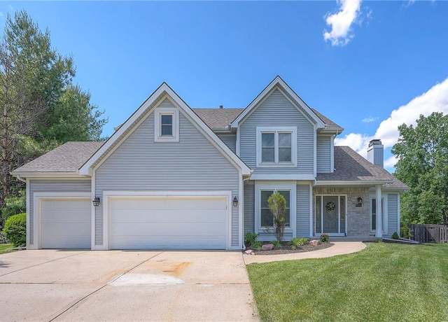 Property at 7355 N Shannon Ave, Kansas City, MO 64152, 3 beds, 2.5 baths