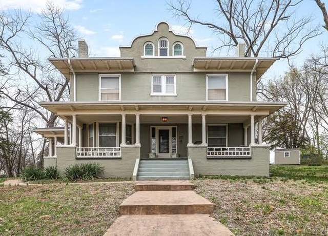 Property at 221 W Front St, Bonner Springs, KS 66012, 4 beds, 2 baths