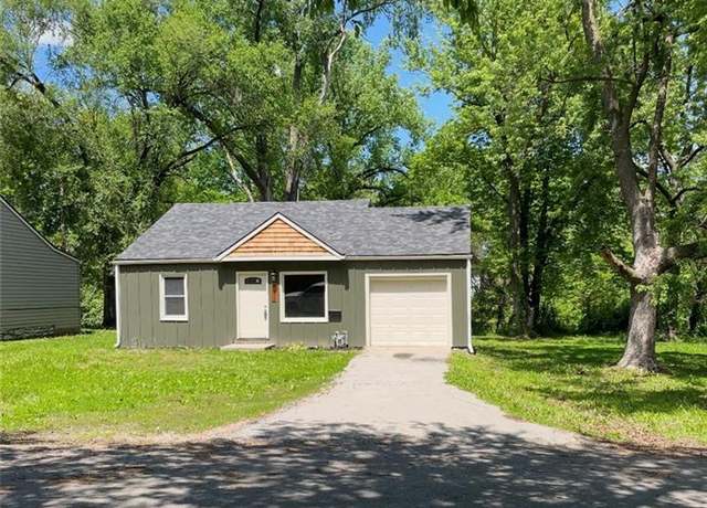 Property at 4110 Waverly Ave, Kansas City, KS 66104, 2 beds, 1 bath