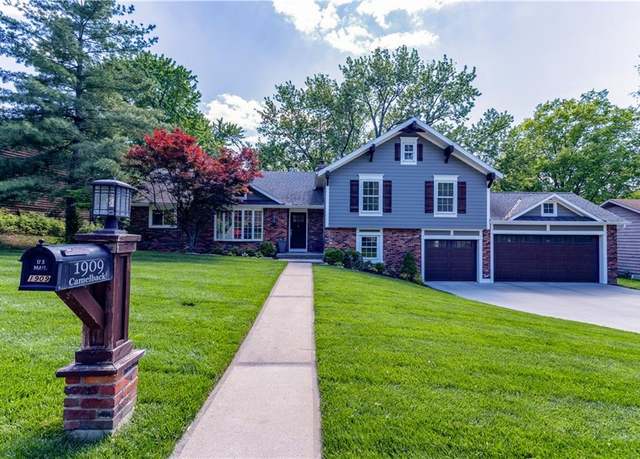 Property at 1909 Camelback Dr, Lawrence, KS 66047, 4 beds, 2.5 baths