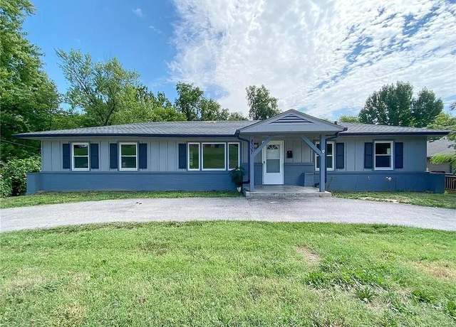 Property at 8307 Holmes Rd, Kansas City, MO 64131, 3 beds, 2 baths