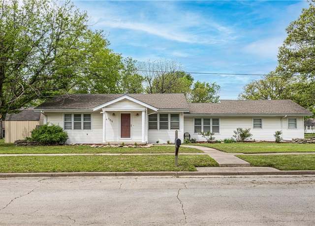 Property at 306 S 5th St, Neodesha, KS 66757, 2 beds, 2 baths