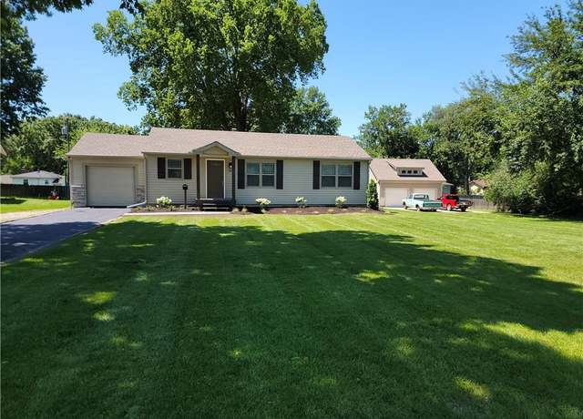 Property at 707 SW 6th St, Lee's Summit, MO 64081, 3 beds, 1 bath