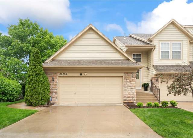 Property at 23435 W 89th Ter, Lenexa, KS 66227, 2 beds, 1 bath