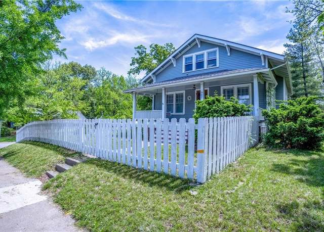 Property at 907 W 6th St, Lawrence, KS 66044, 4 beds, 2 baths