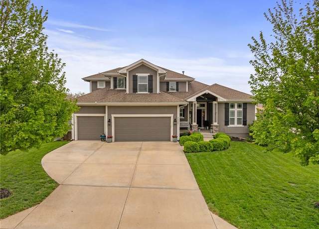 Property at 26037 W 143rd Ter, Olathe, KS 66061, 5 beds, 4.5 baths