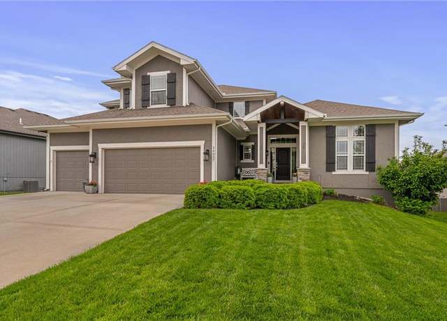 Property at 26037 W 143rd Ter, Olathe, KS 66061, 5 beds, 4.5 baths