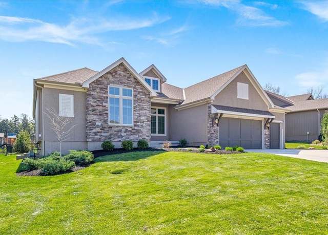 Property at 6825 Brownridge Dr, Shawnee, KS 66218, 4 beds, 3.5 baths