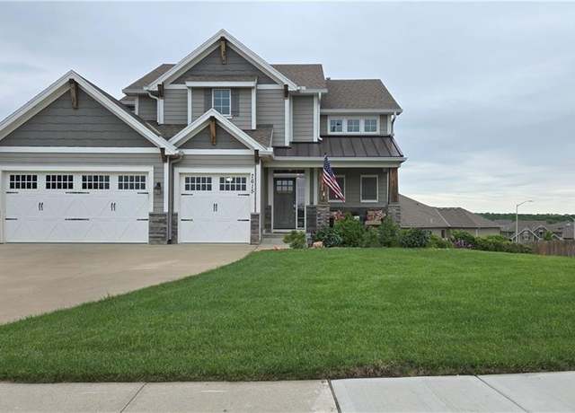 Property at 7615 N Merrimac Ave, Kansas City, MO 64151, 4 beds, 3.5 baths