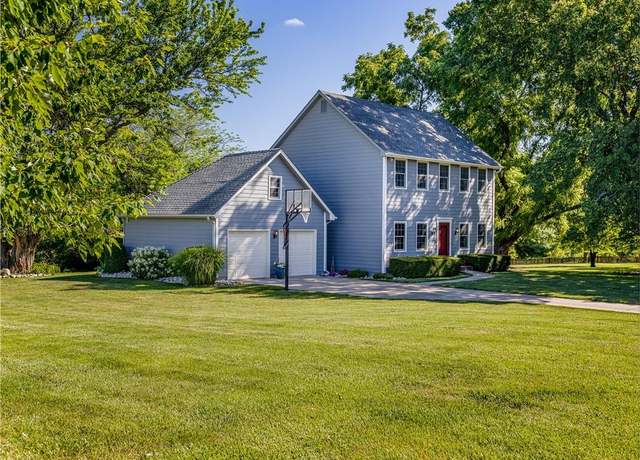 Property at 28804 E 116th St, Lee's Summit, MO 64086, 3 beds, 2.5 baths