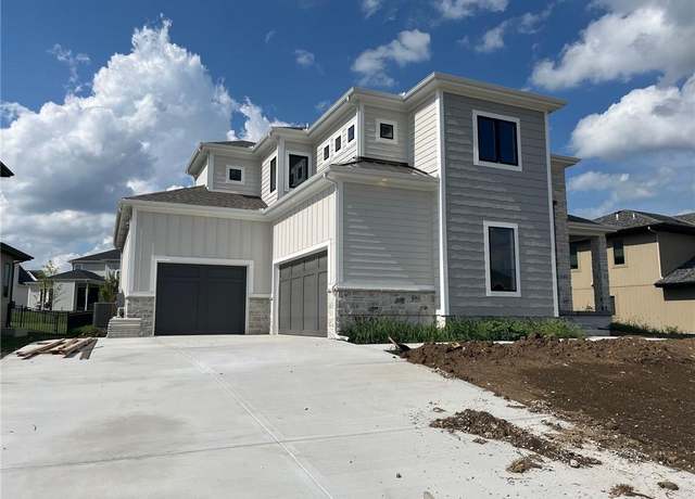 Property at 12502 W 170th Ter, Overland Park, KS 66221, 5 beds, 4.5 baths