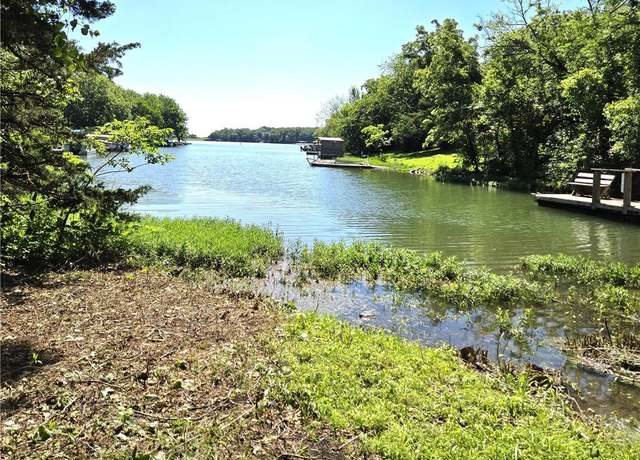 Property at 405 W Sugar Lake Dr, Mound City, KS 66056