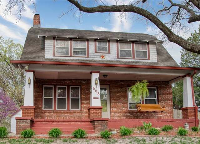 Property at 608 S Liberty St, Independence, MO 64050, 3 beds, 3 baths