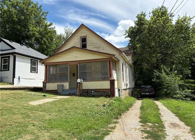 Property at 1215 Greeley Ave, Kansas City, KS 66104, 4 beds, 1 bath