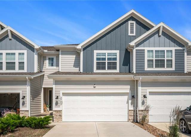 Property at 3703 SW Walsh Dr, Lee's Summit, MO 64082, 3 beds, 2.5 baths