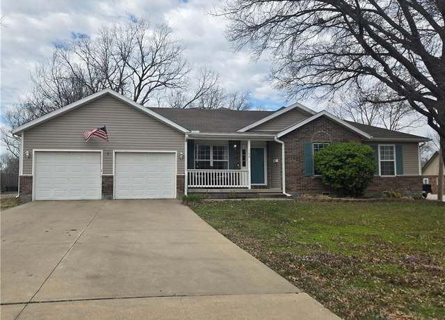 Property at 108 S Dittman N/A, Frontenac, KS 66763, 5 beds, 3 baths