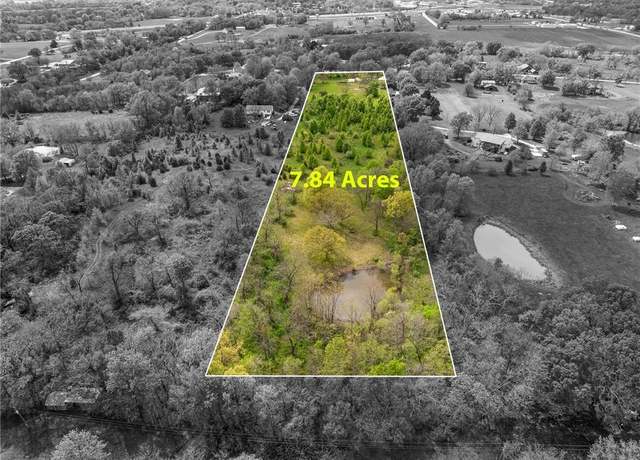 Property at 22111 S Old Town Dr, Peculiar, MO 64078, 3 beds, 2 baths